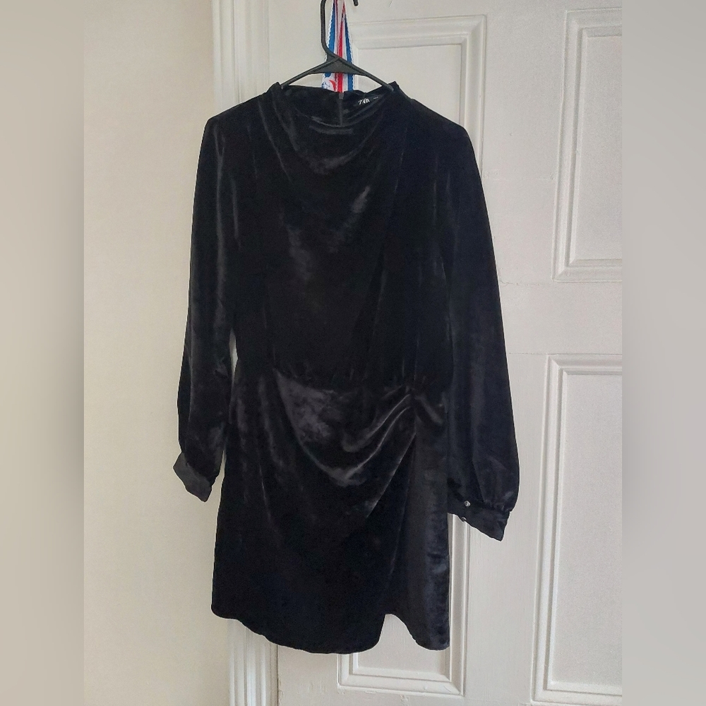 Zara black velvet dress